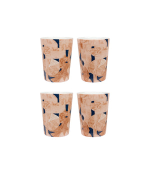 4-pack designmuggar med Bruno-motiv i rosa av Marie Olsson Nylander – bohemisk stil med grafiskt mönster i lager-på-lager