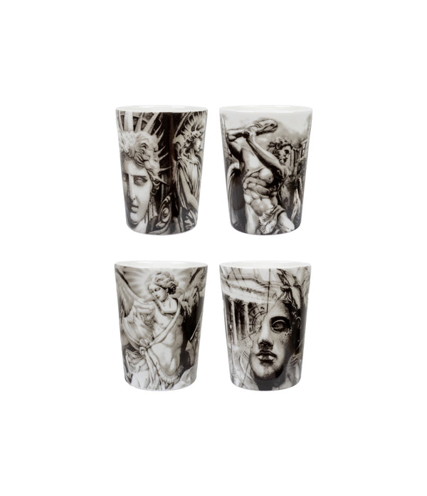 4-pack designmuggar med The Eternal Struggle-motiv av tatueraren Andreas Ishak – visade framifrån i kraftfull svartvit tatueringstil